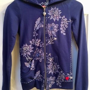 Twisted Heart Sweatshirt